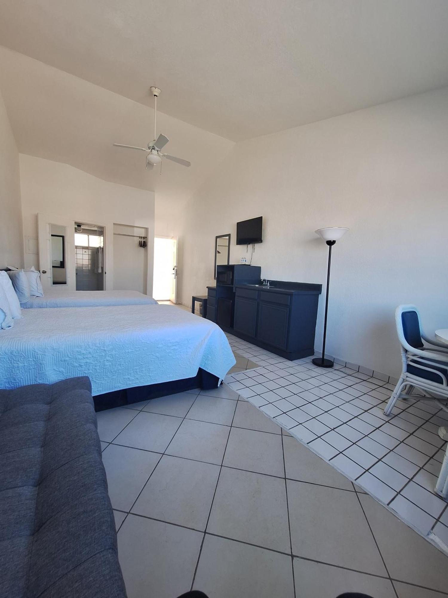 Playa Inn Rocky Point Extérieur photo