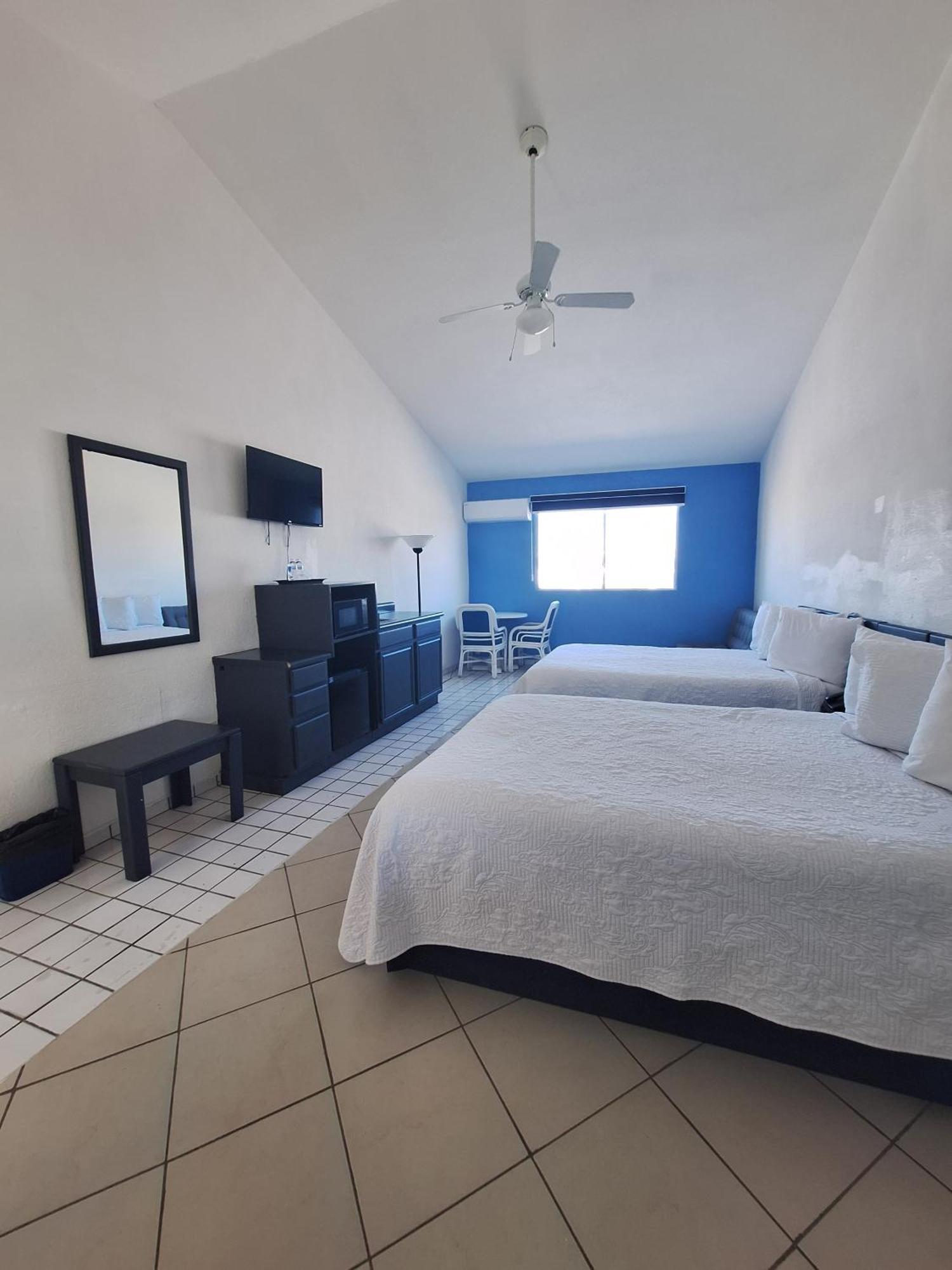 Playa Inn Rocky Point Extérieur photo